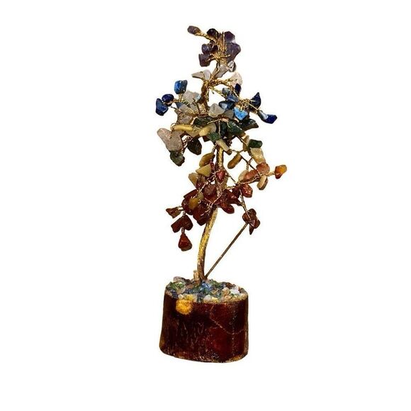 Beautiful 7 chakra crystal tree. A lovely piece for display. - Picture 1 of 8